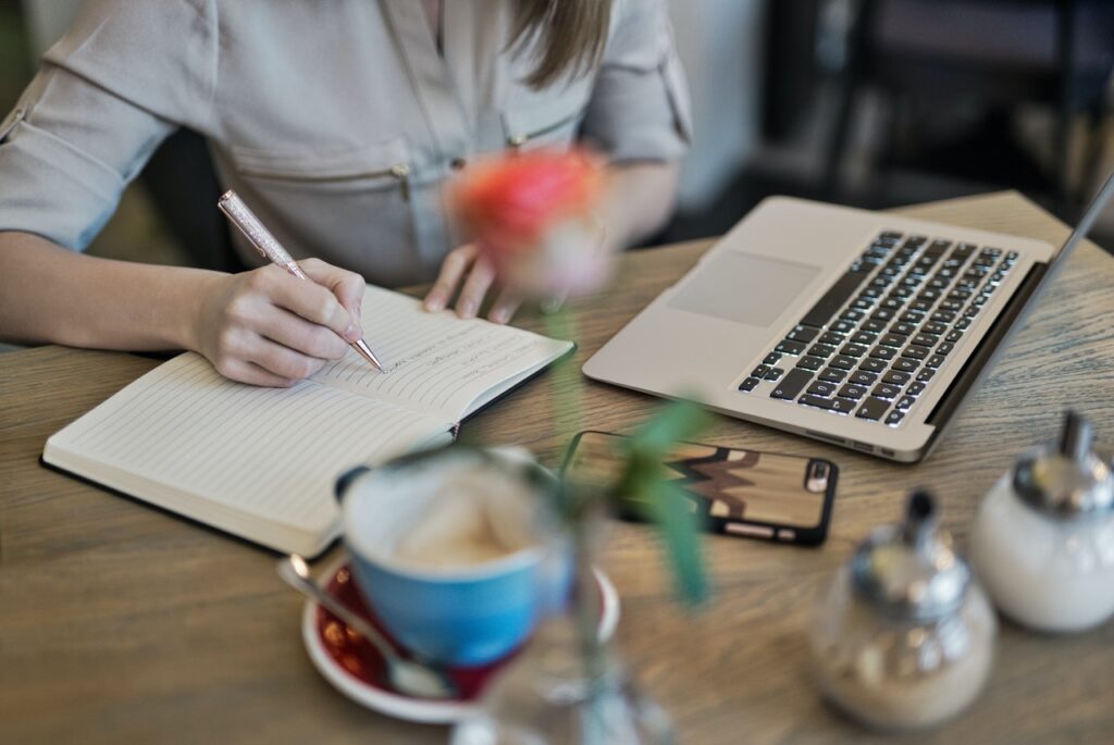 What to Know about Content Marketing & Content Brand Marketing